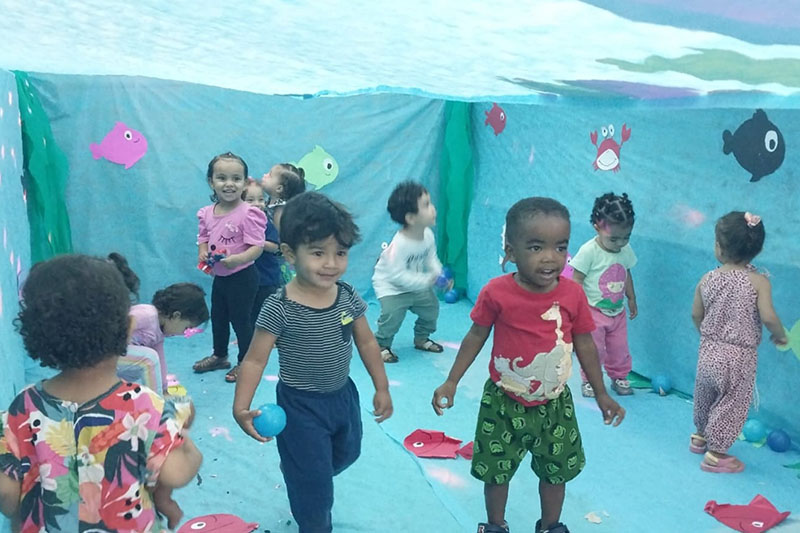 CEPI Paineira promove atividade especial simulando o fundo do mar para as crianças