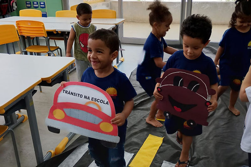 Educação no Trânsito é Coisa Séria: Creche Renascer CEPI Rosa do Campo