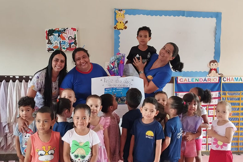 Homenagem e Lanche Especial Marcam o Dia dos Professores na Creche Renascer – CEPI Estrela do Cerrado