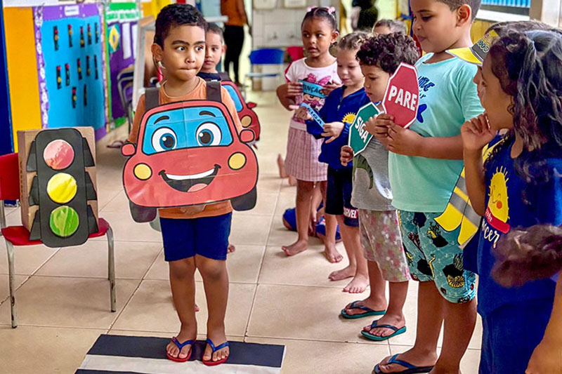 Semana do Trânsito mobiliza alunos da Creche Renascer e Escola Tio Pedro